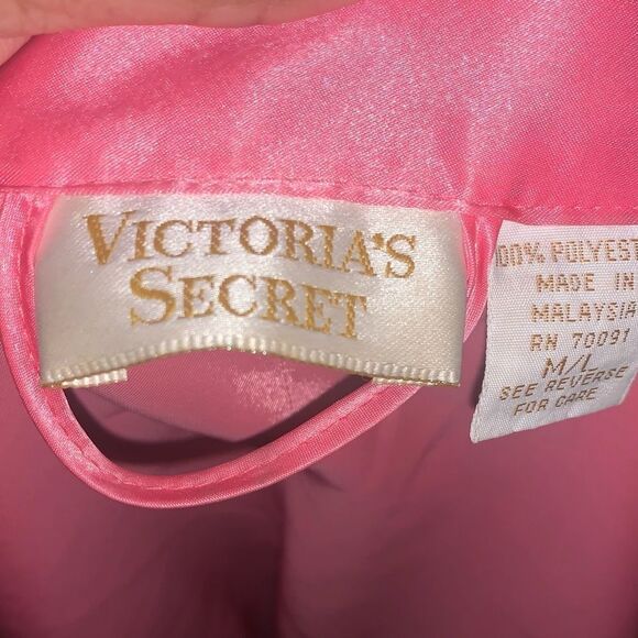 Victoria’s Secret Gold Label Vintage Pink Robe - Picture 2 of 3